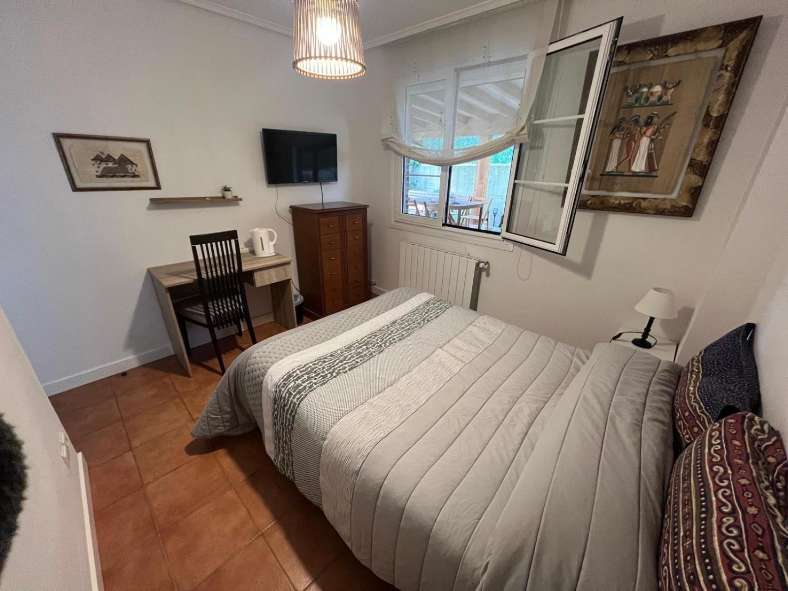 Habitacion Con Bano Privado Boó de Piélagos Zewnętrze zdjęcie